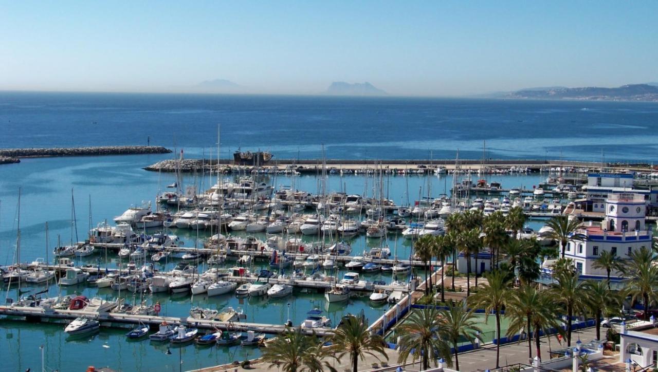 Pepe Beach Vista Al Mar Apartment Estepona Exterior photo
